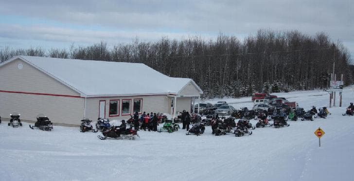 Le Club Sportif Populaire Bas St-Laurent invite les motoneigistes à son Brunch d'Ouverture