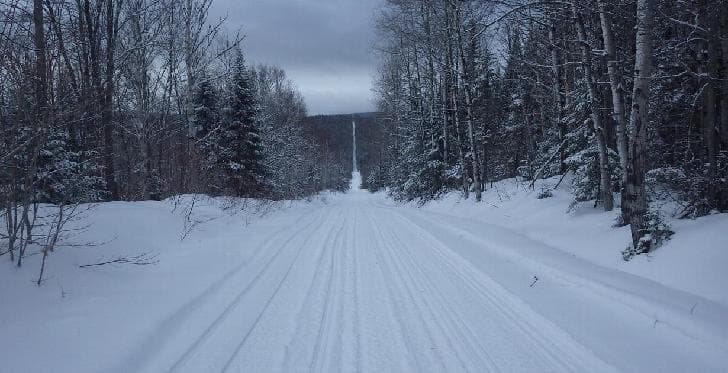 Bonnes conditions de motoneige pour la semaine à venir dans Charlevoix!