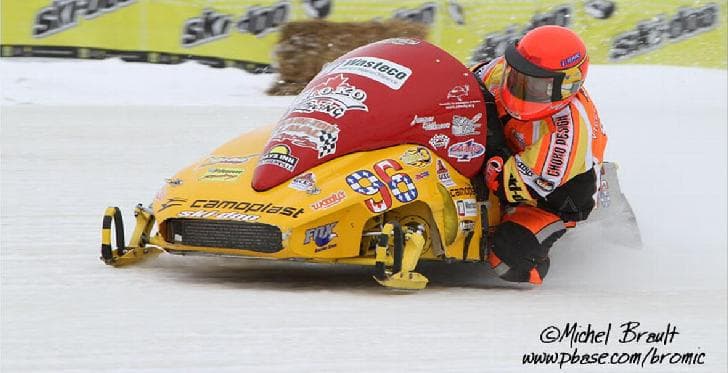 Jacques Villeneuve à Trois-Rivières pour gagner