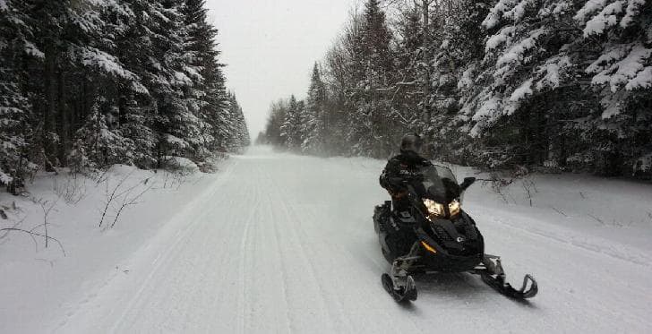 Un nouveau sentier de motoneige à Stoneham