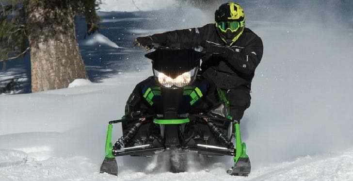 Présentation des modèles de motoneige Arctic Cat 2017
