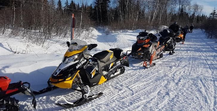 Menace de blocage de sentiers de motoneige - Les libéraux mettent en péril notre économie touristique