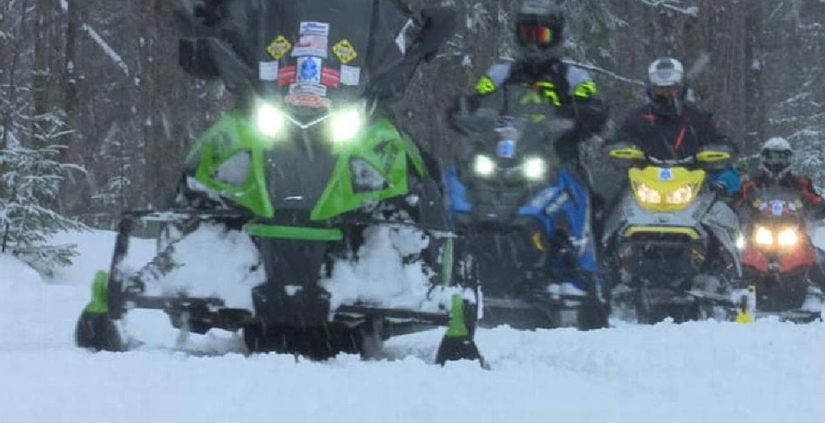Des sentiers de motoneige et de VTT de l'Estrie seront réparés