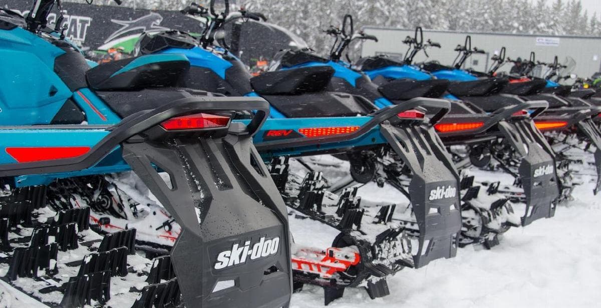 Ski-Doo renouvelle son partenariat avec Motoneiges.ca pour une 14e saison