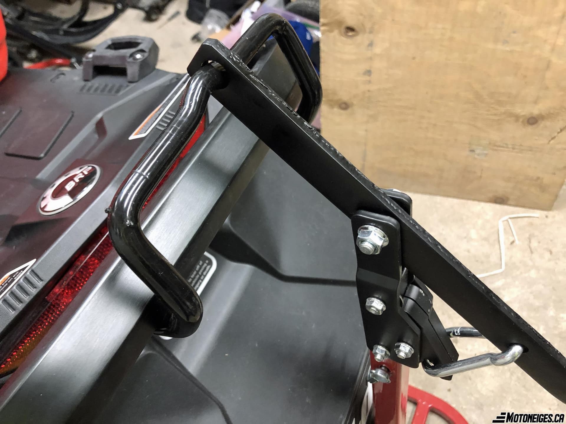 Essai du jack SS1 Élévateur de motoneige de Qualipièces