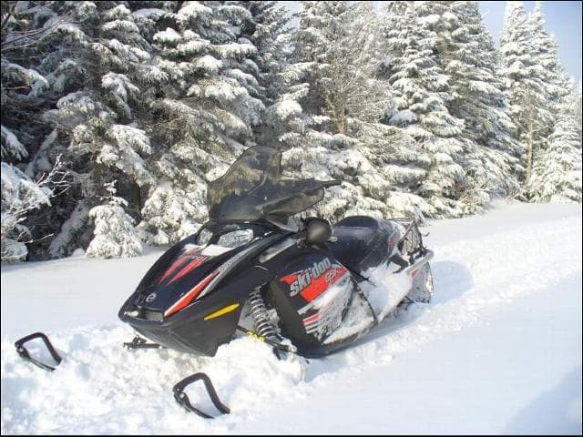 Ski-Doo GSX 600 H.O. SDI 2006 : Le confort