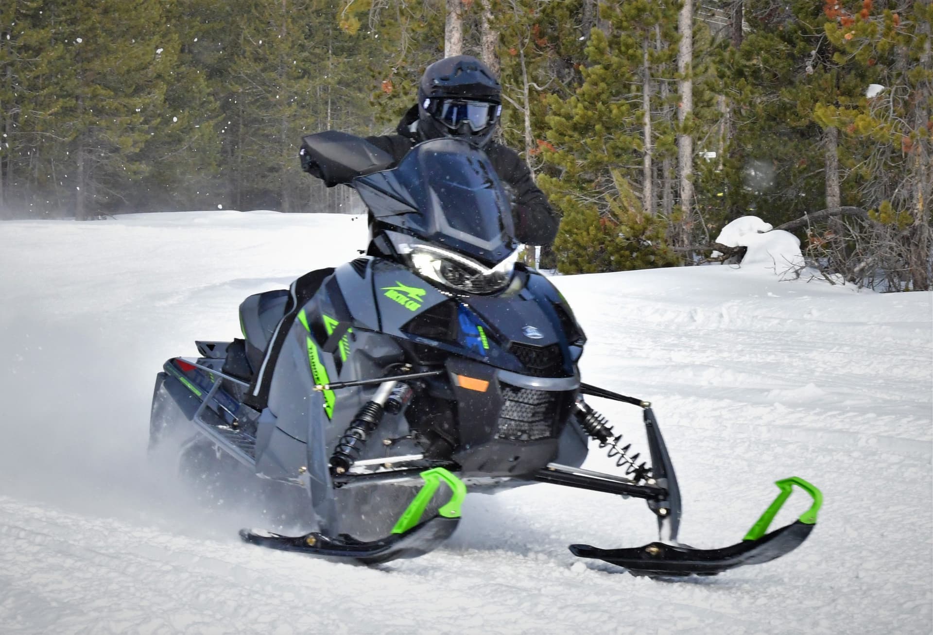 La direction assistée de la Thundercat ZR 9000 de Arctic Cat
