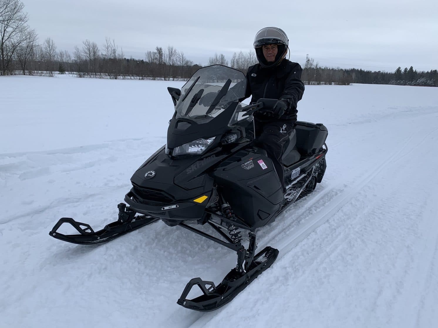 Ski-Doo Renegade Enduro 900 ACE Turbo (130) 2023 — Premières Impressions