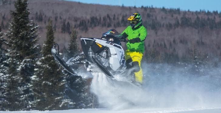 Manteau Storm et pantalon Climb de CKX : quand style veut dire confort