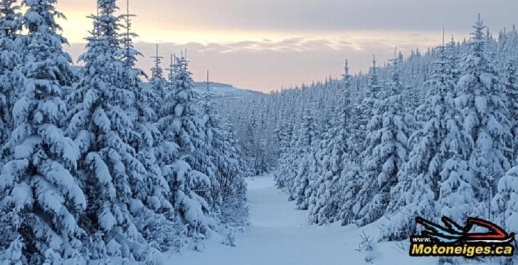Petite vidéo montrant le levé du soleil en Gaspésie (21 décembre 2015)