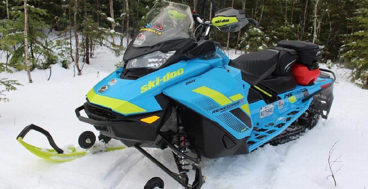 Analyse pré-randonnée de la motoneige Backcountry X 850 E-TEC