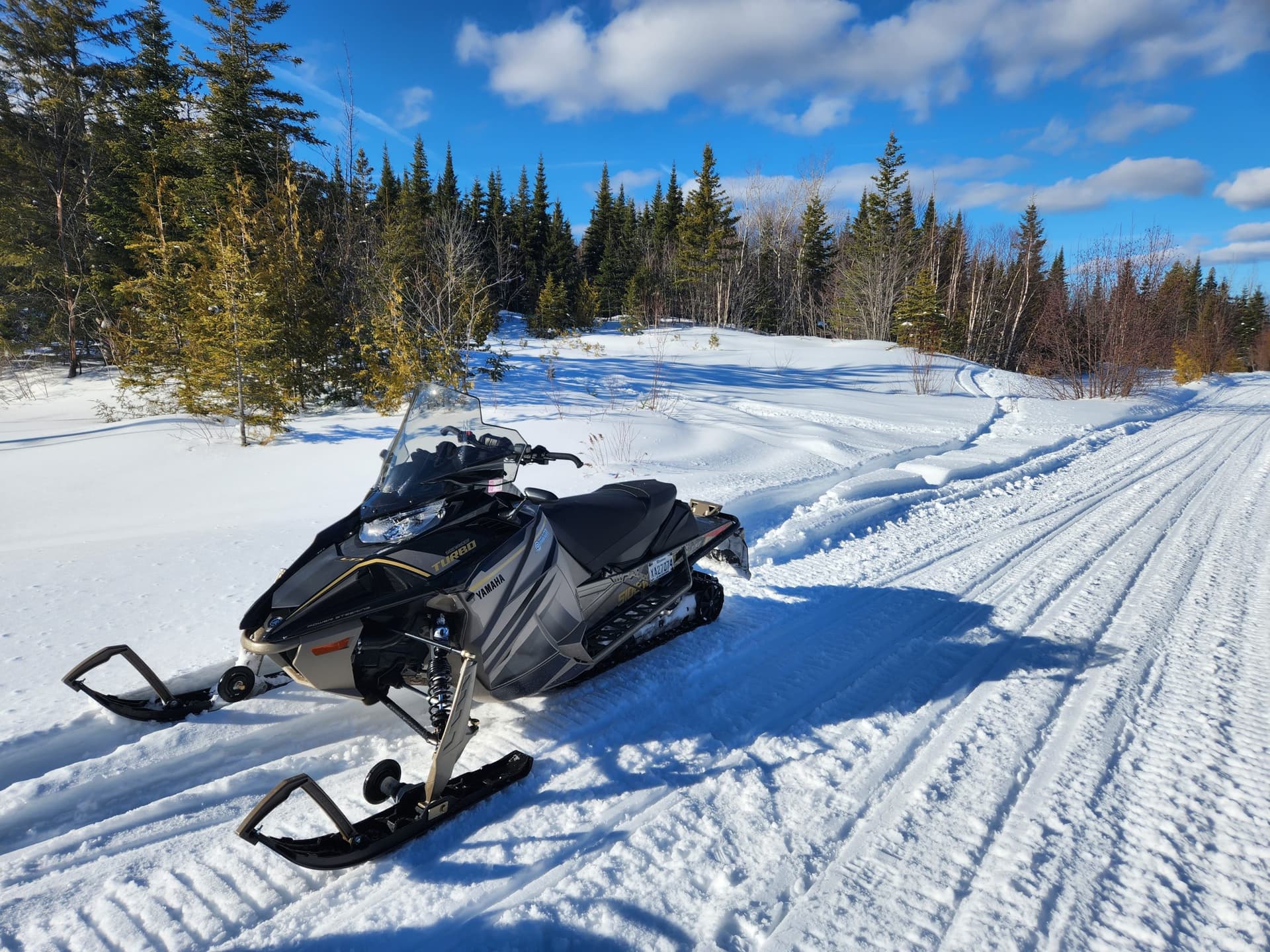 Je suis tombé amoureux de la Yamaha Sidewinder L-TX GT EPS 2023