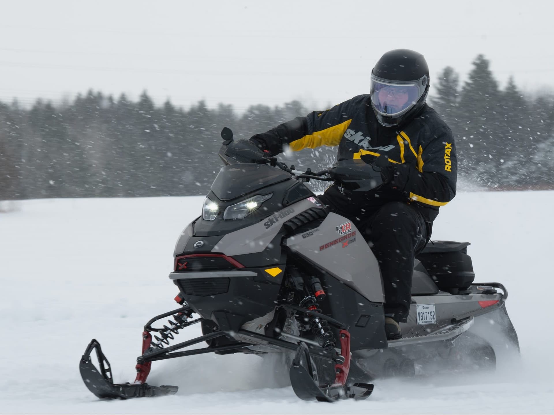 Essai de vêtements Ski-Doo X-TEAM 2023