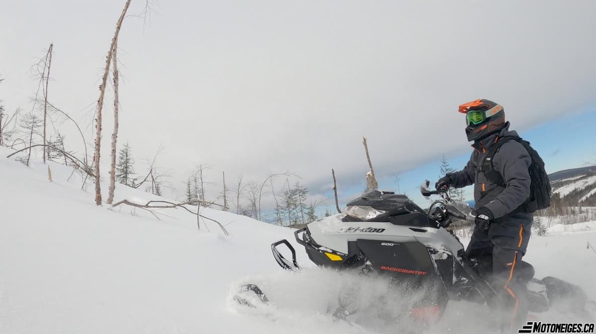 Ski-Doo Backcountry Sport 600 EFI 2021 - Essai motoneige