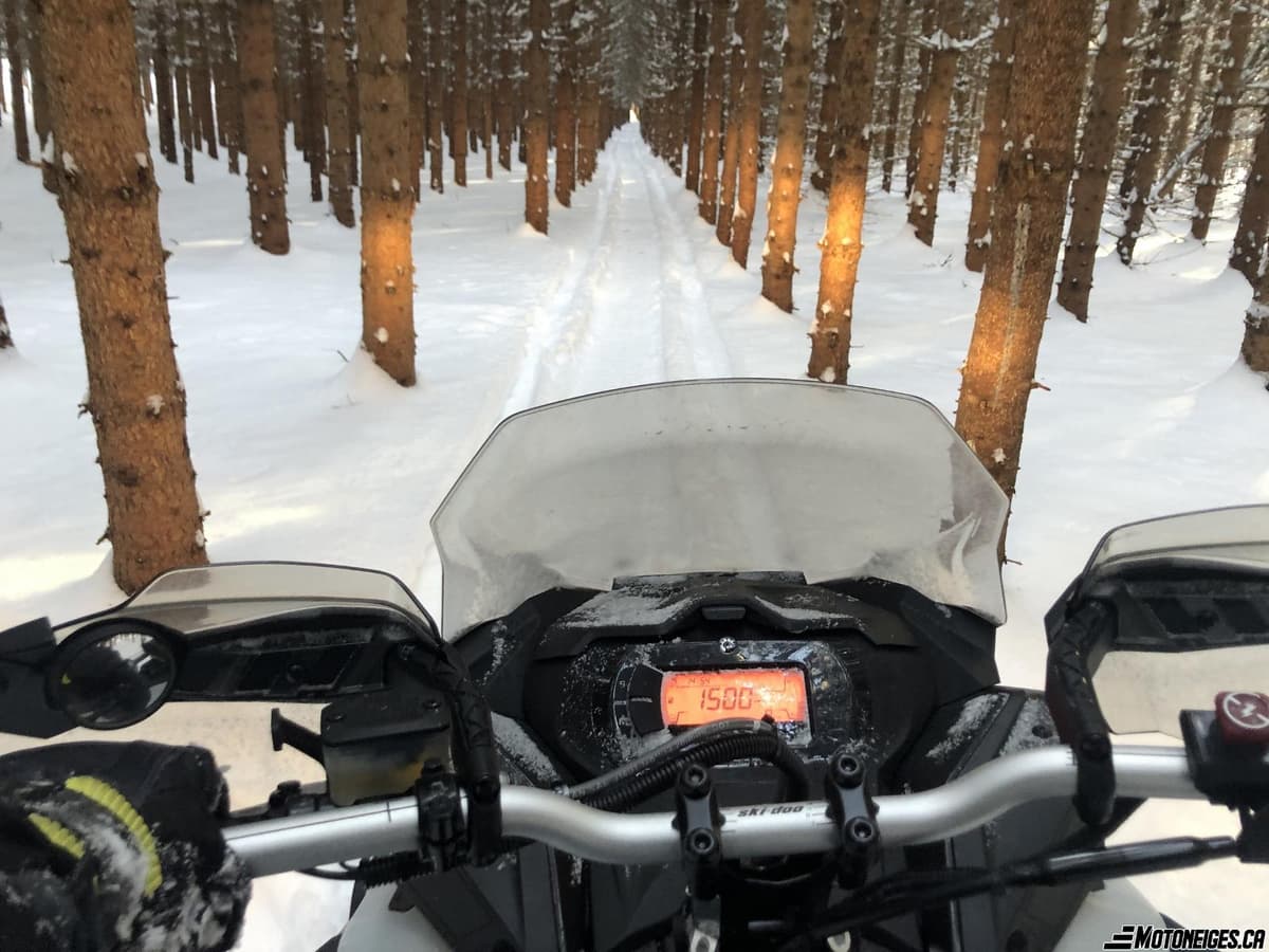 Ski-Doo Backcountry Sport 600 EFI 2021 - Essai motoneige