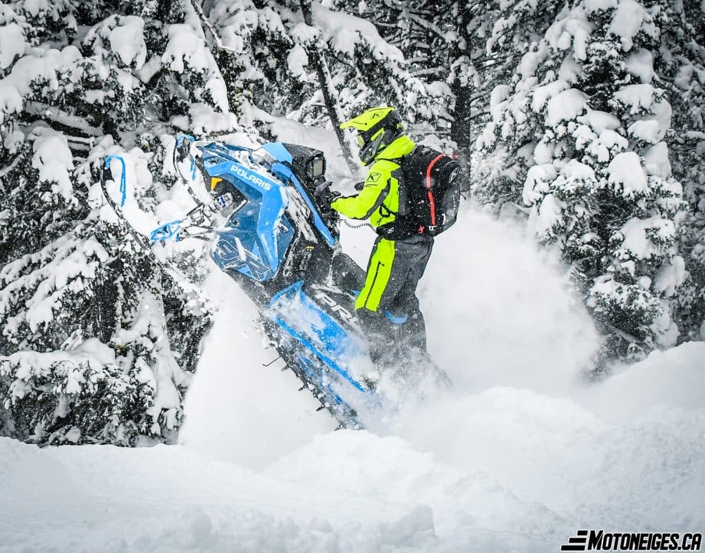 C'est fou de voir ce que la 9R PRO RMK 165 peut faire.