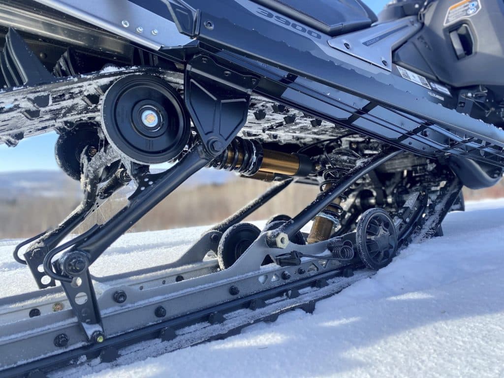 amortisseurs KYB sur le lynx shredder re 2024