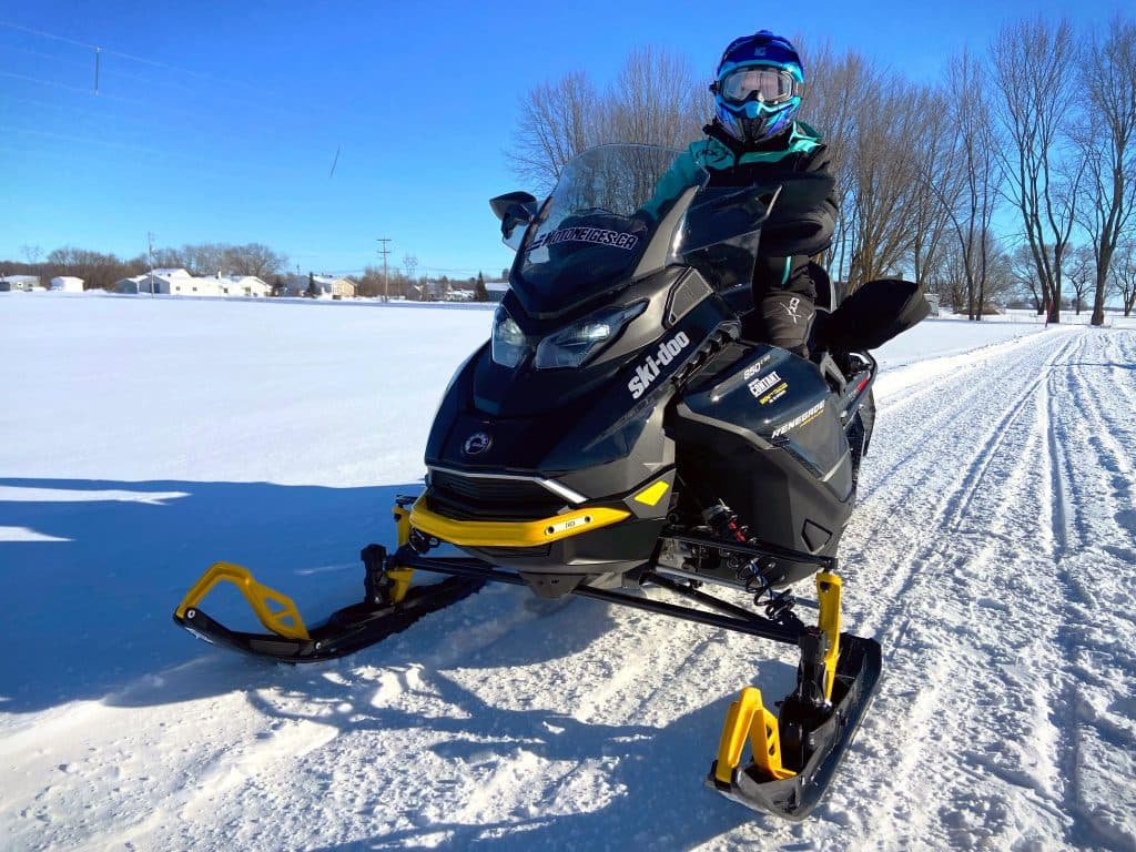 Test des Snowtrackers installés sur les skis