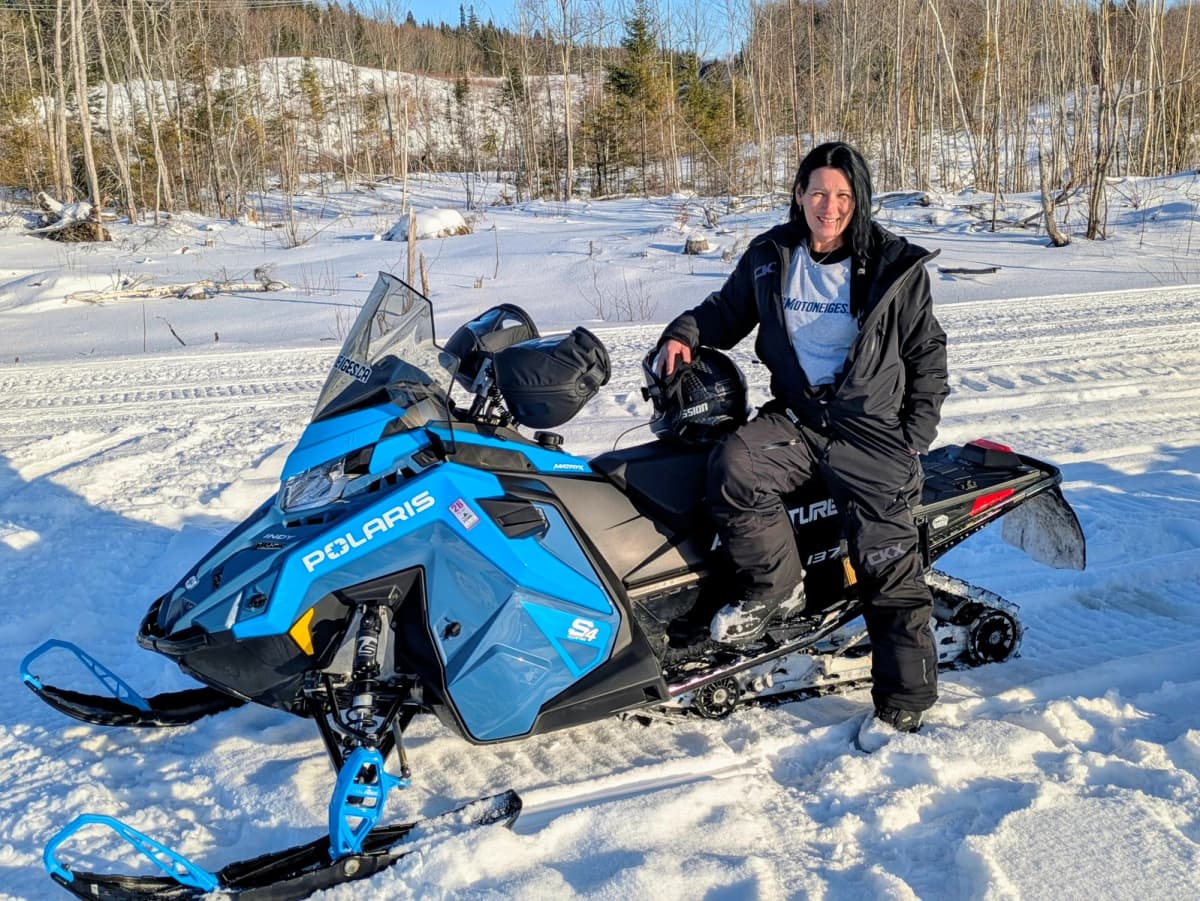 Polaris Indy Adventure ProStar S4