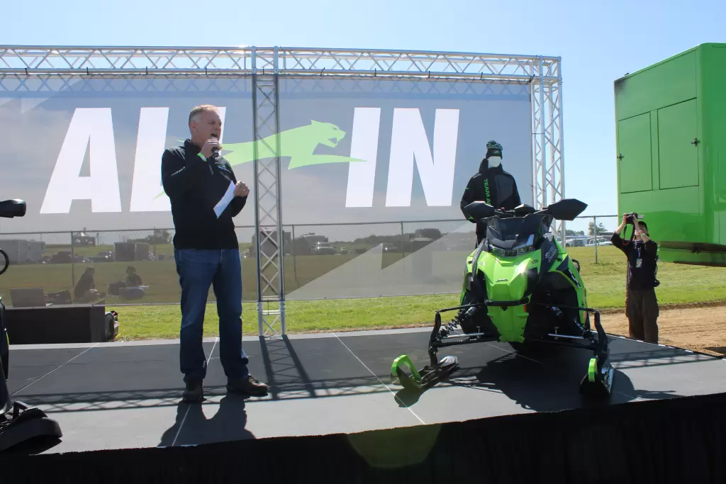 Motoneiges.ca: Hay Days 2026 Arctic Cat retour en force!