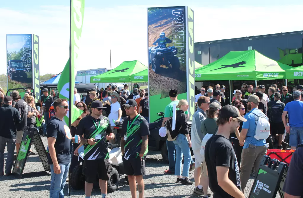 Motoneiges.ca: Hay Days 2026 Arctic Cat retour en force!