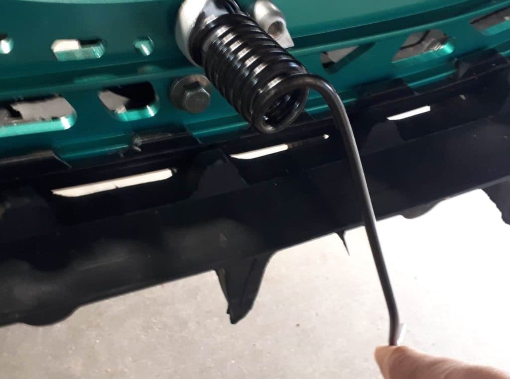 nouveau grattoir réversible sur la khaos slash 9R 2024
