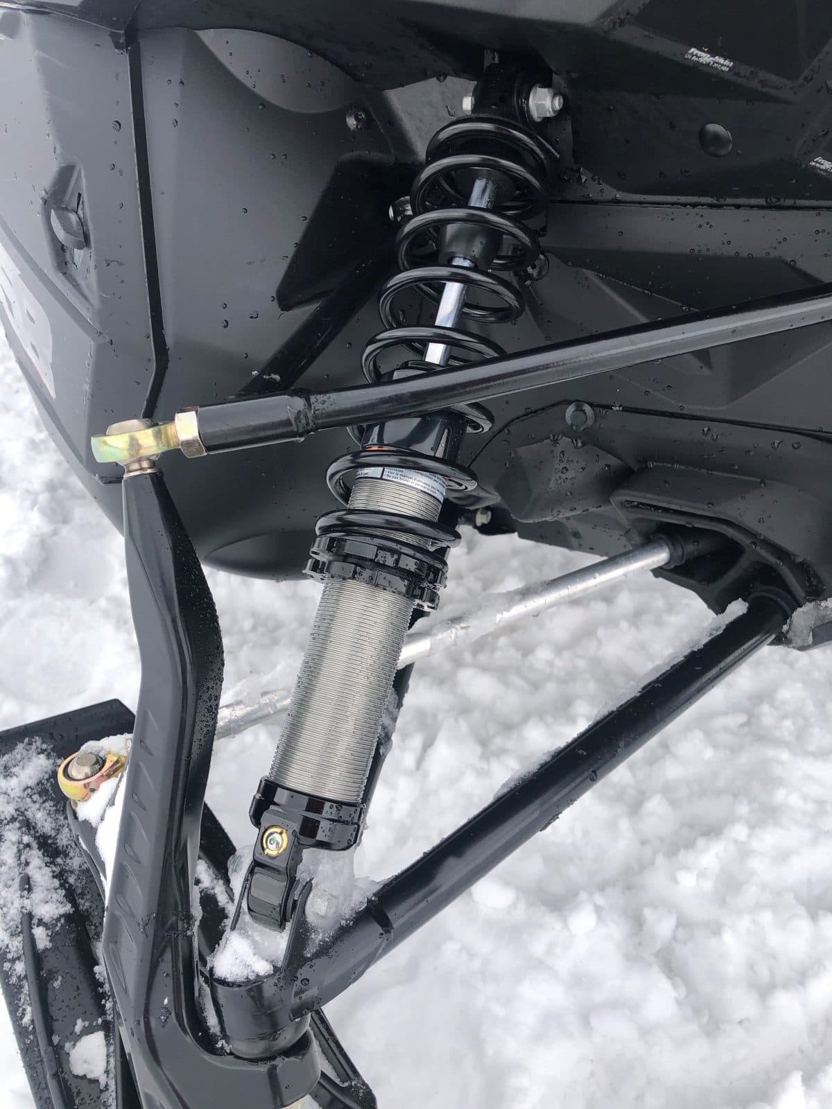 Amortisseurs à piston flottant interne (IFP)