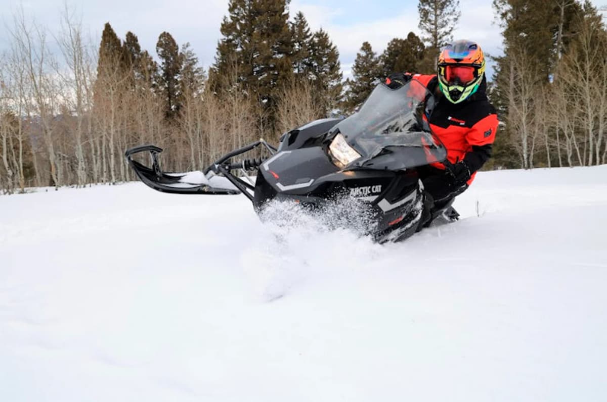 Nouveautés motoneiges Arctic Cat 2027 : un retour aux sources!