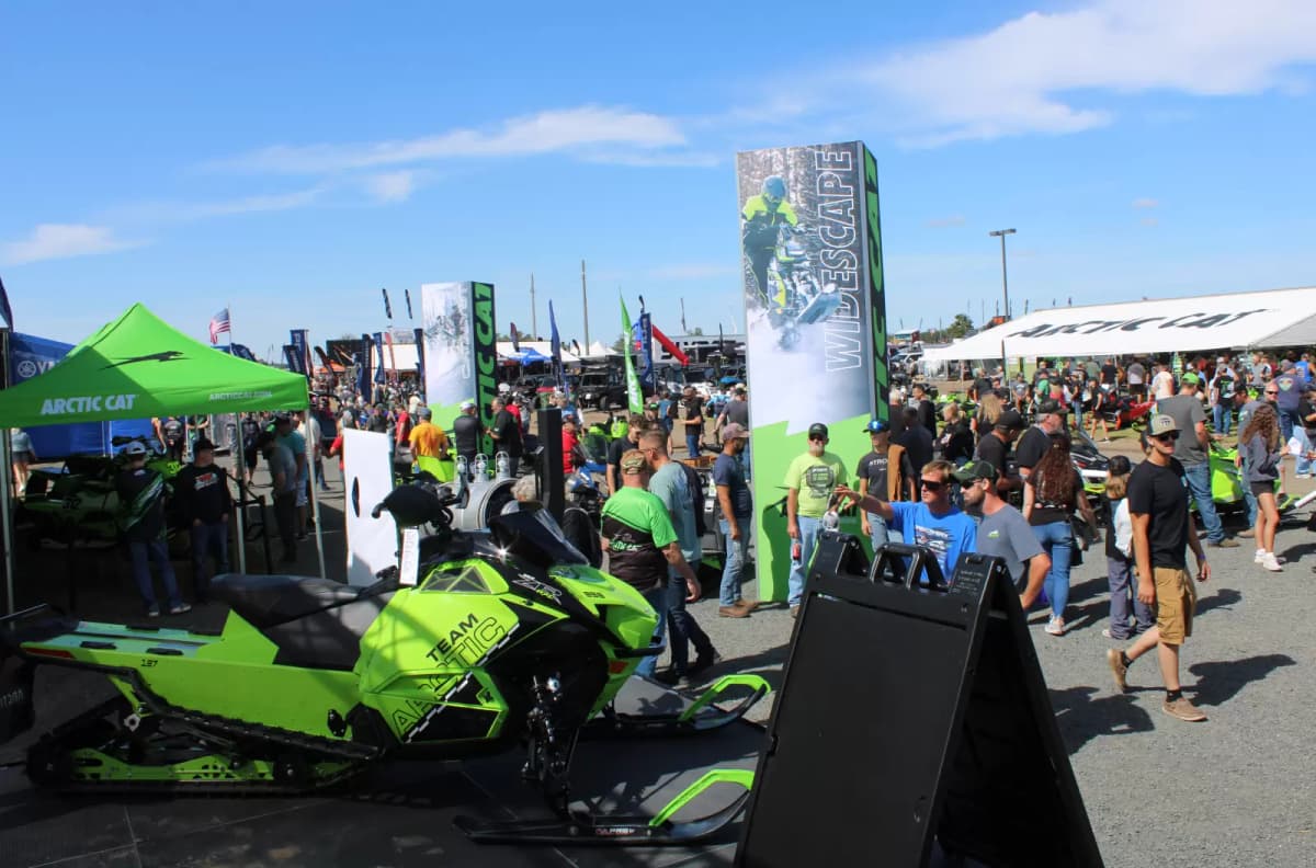 Motoneiges.ca: Hay Days 2026