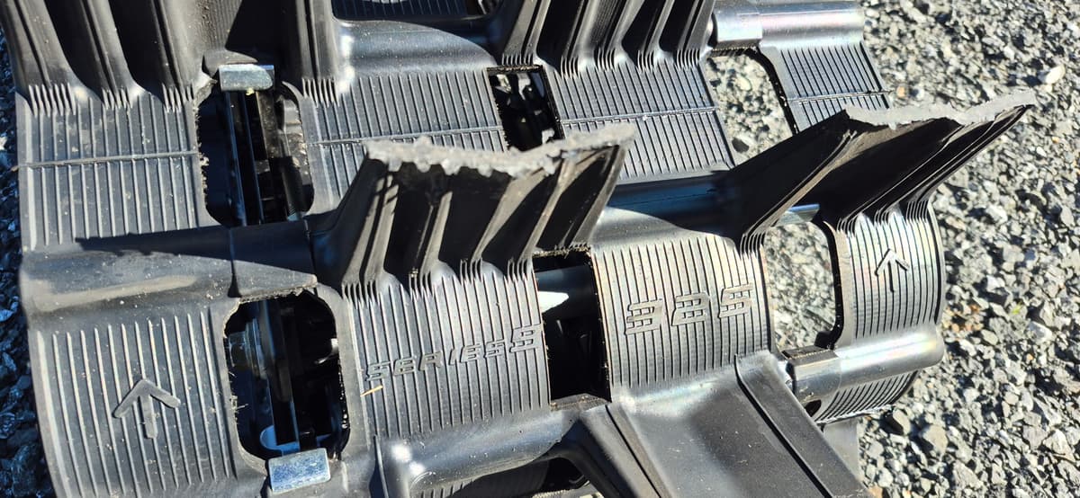 Motoneiges.ca: Polaris RMK Khaos 2027 chenille