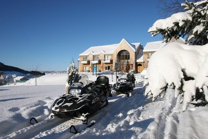 forfait raid motoneige quebec saguenay lac st-jean