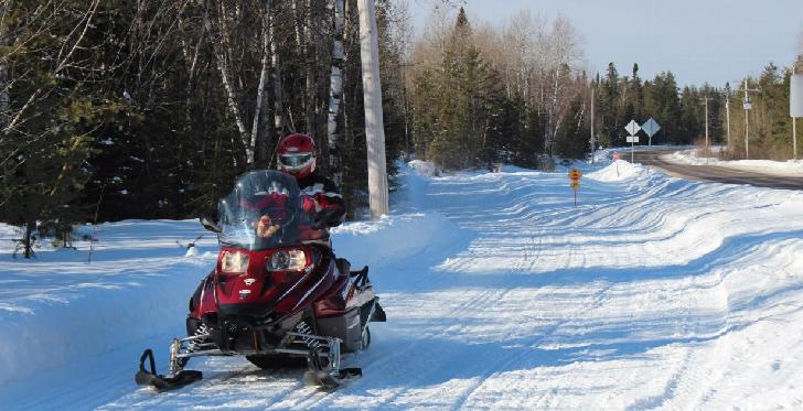 Sentiers de motoneige au Saguenay : C'est la guerre sur les sentiers