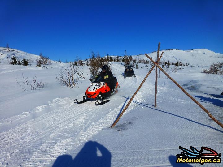 En motoneige de HavreSaintPierre à BlancSablon Magazine Motoneiges.ca