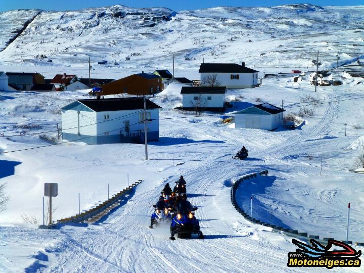 En motoneige de HavreSaintPierre à BlancSablon Magazine Motoneiges.ca