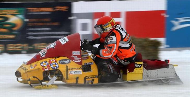 Jacques Villeneuve revient en compétitions de motoneige l'hiver prochain