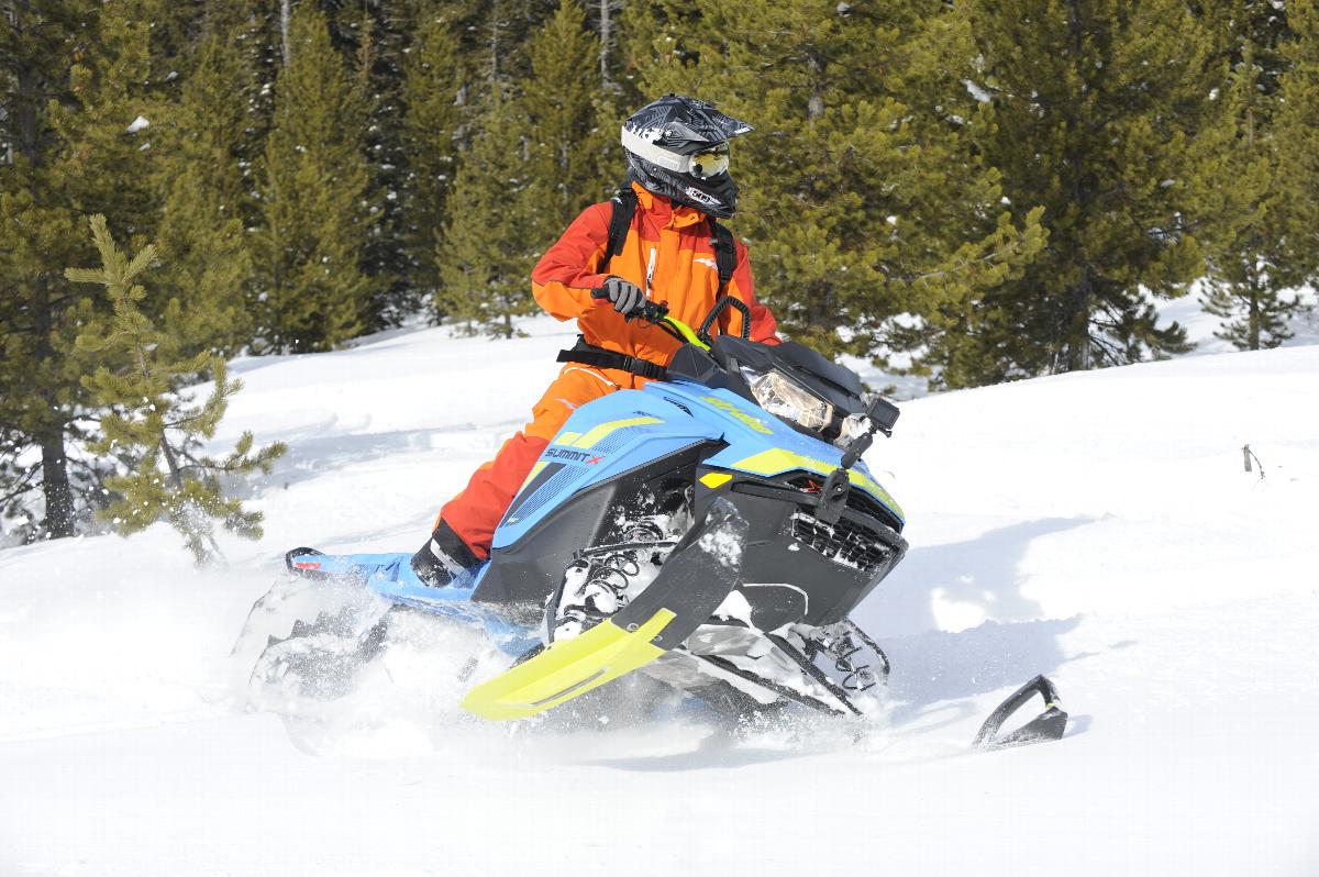 Ski-Doo Continues Its Support of Free Avalanche Awareness Seminars In 2018 