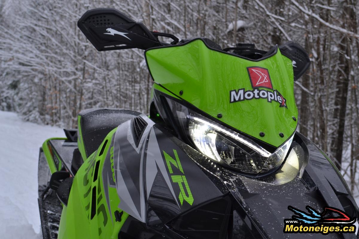 La ZR8000 RR 137 2019 - la motoneige par excellence pour les amateurs de sensations fortes - motoneiges -motoneigistes