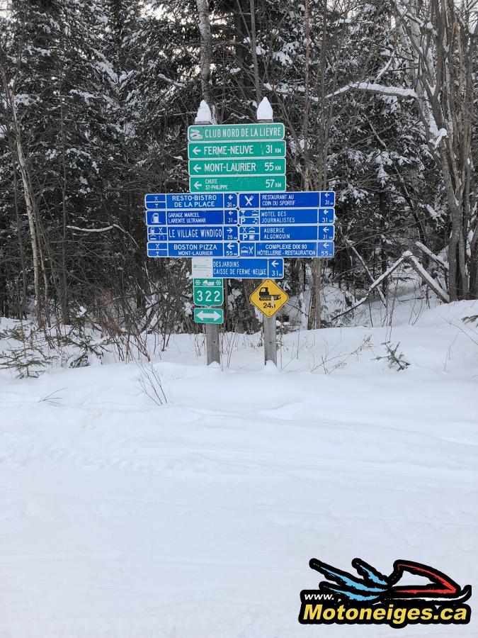 Découvrir les hautes Laurentides en motoneige - motoneigistes