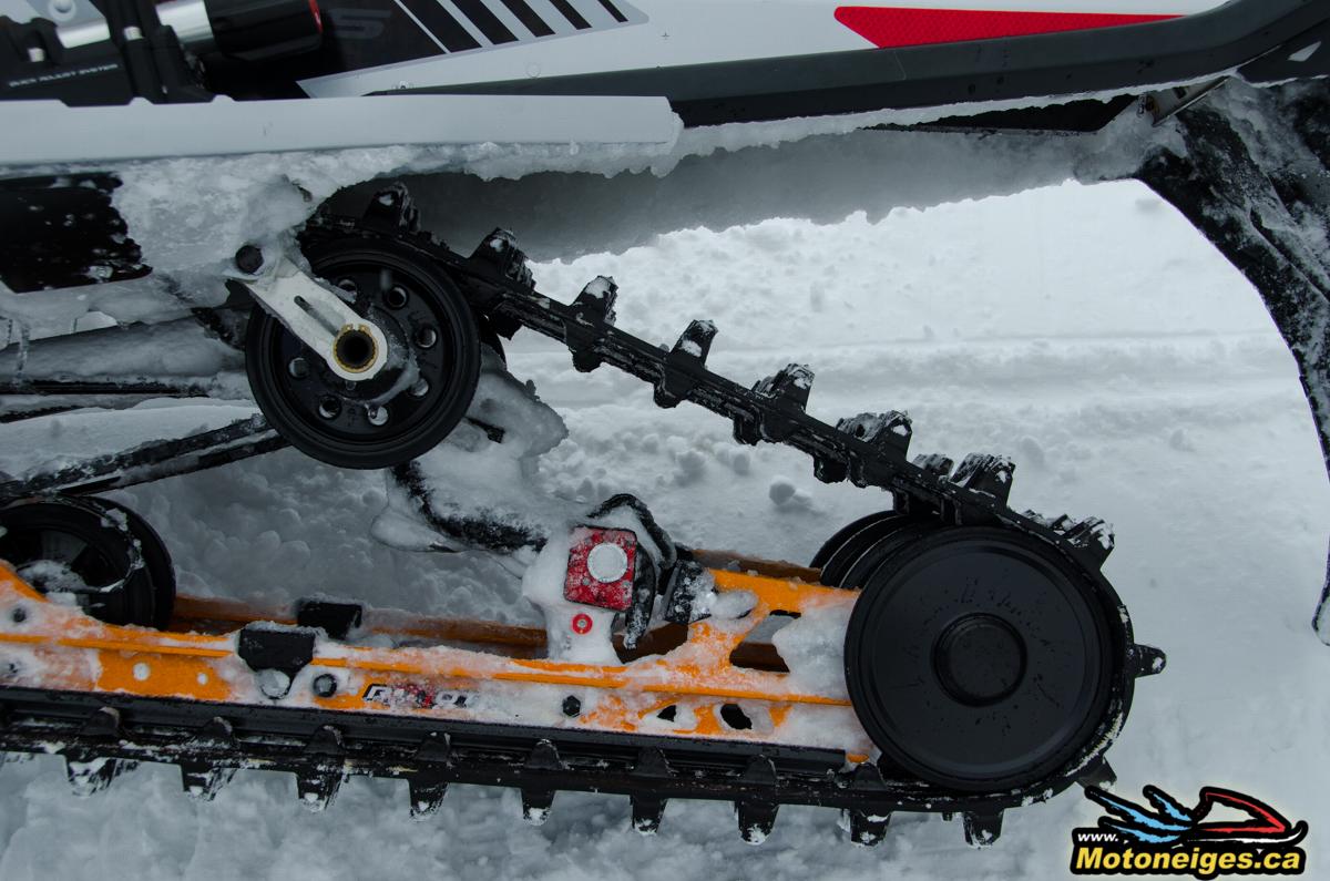 Ski-Doo Renegade X-RS 900 ACE Turbo 2019 : Analyse pré-randonnée - motoneiges -motoneigistes