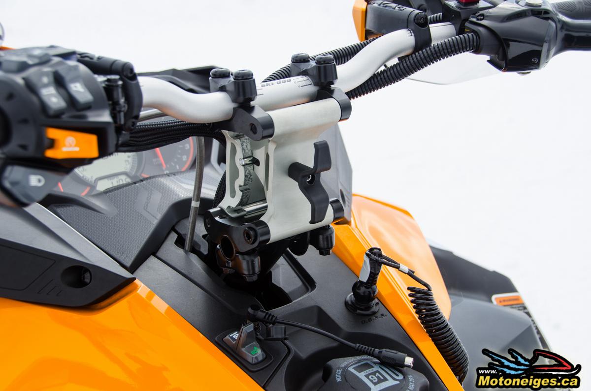 Ski-Doo Renegade X-RS 900 ACE Turbo 2019 : Analyse pré-randonnée - motoneiges -motoneigistes