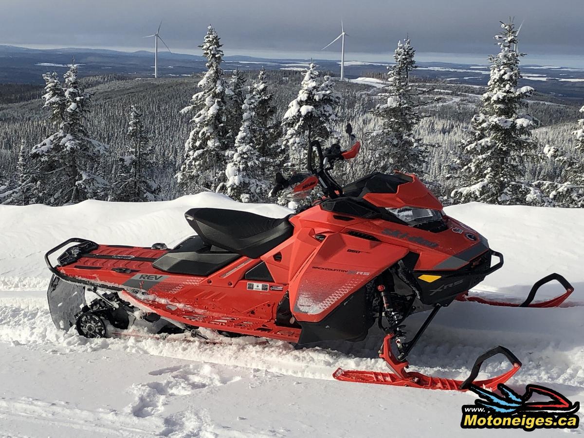Essai court terme : Ski-Doo Backcountry XRS 850 2019 - motoneiges - motoneigistes