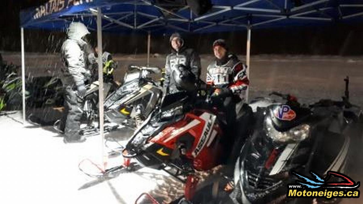 Soirée au Hill Drag 2019 à Matane - motoneiges -motoneigistes 