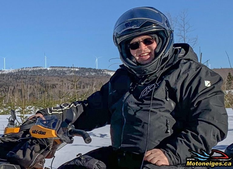 SkiDoo Oxygen helmet test and wearing prescription glasses