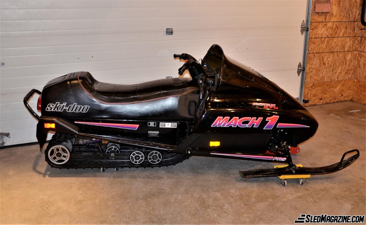 A Rebuild by Sledmagazine.com - Part 7 DooDecals to the rescue - snowmobiles - snowmobilers