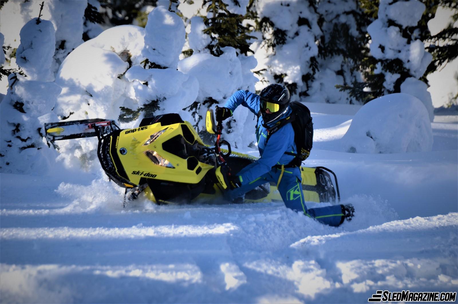 2020 Ski-Doo Summit 850 E-TEC Turbo: From Québec to Montana - snomobile - snowmobiler - turbo