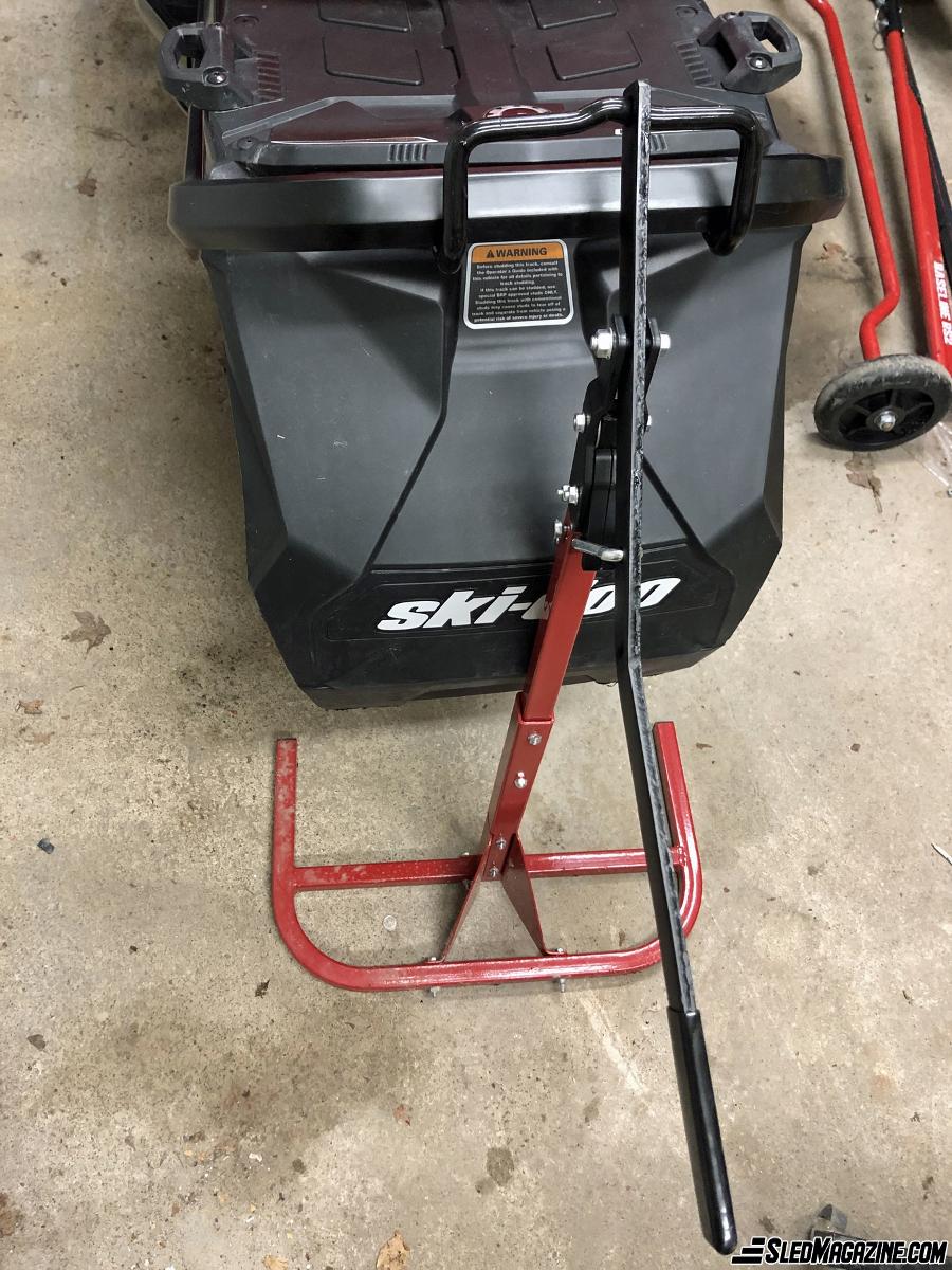 Qualipièces Leveling Jack SS1 — Snowmobile Lift Trial