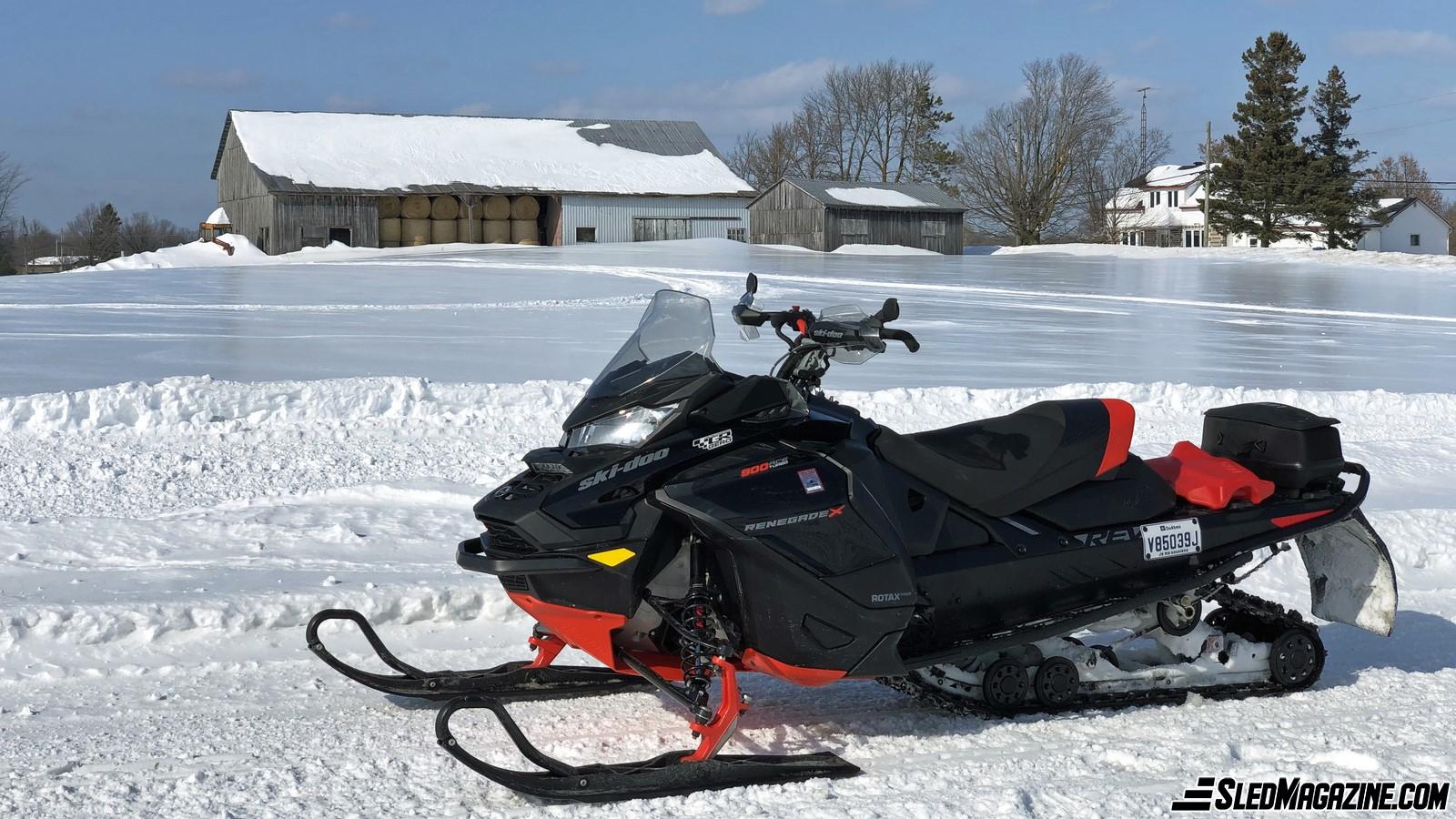 4 L LinQ Fuel Caddy Review - Snomobile - Snowmobiler 4 L LinQ Fuel Caddy Review - Snomobile - Snowmobiler