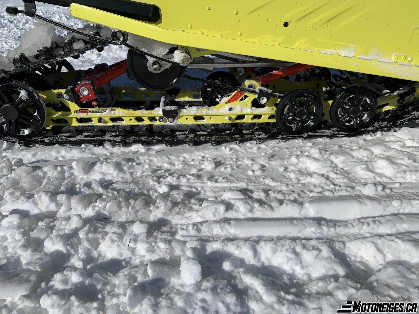 Ski-Doo Renegade X 900 ACE Turbo 2021 – Premières Impressions - Motoneige - Motoneigiste