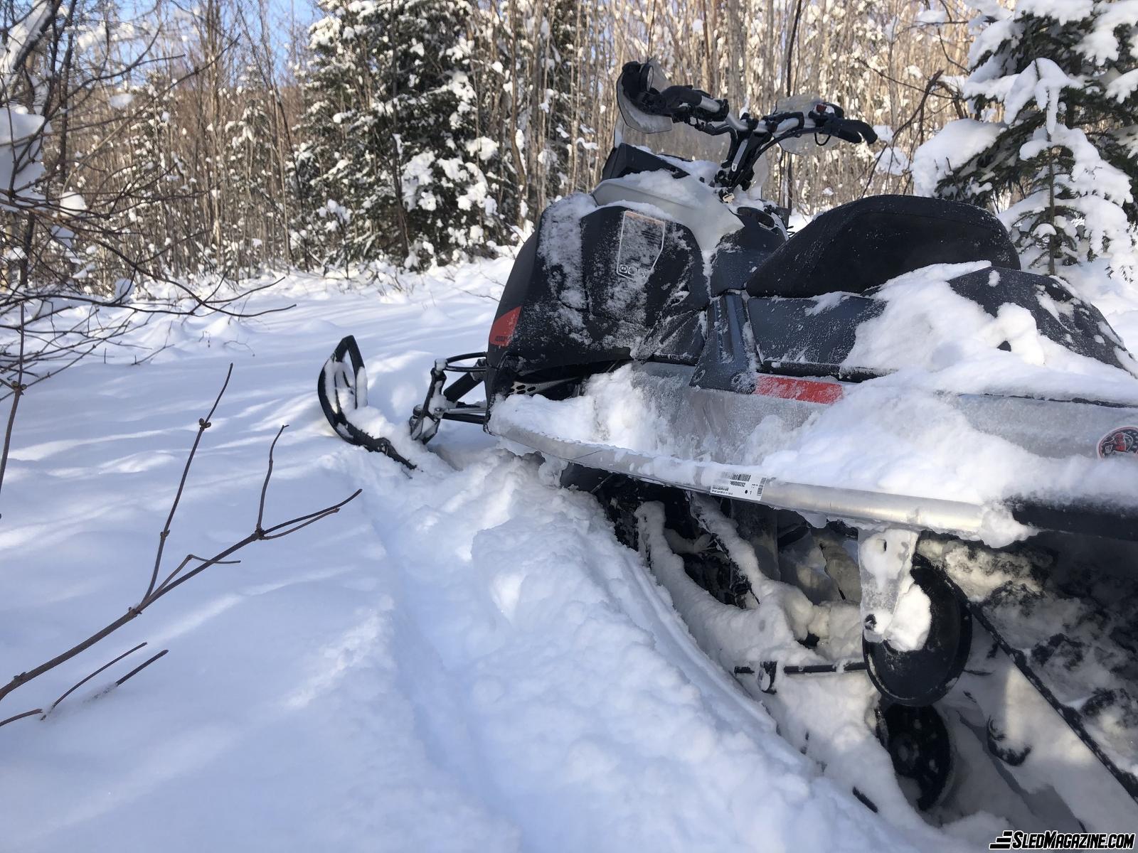 Snowmobile Ski-Doo Backcountry Sport 600 EFI 2021