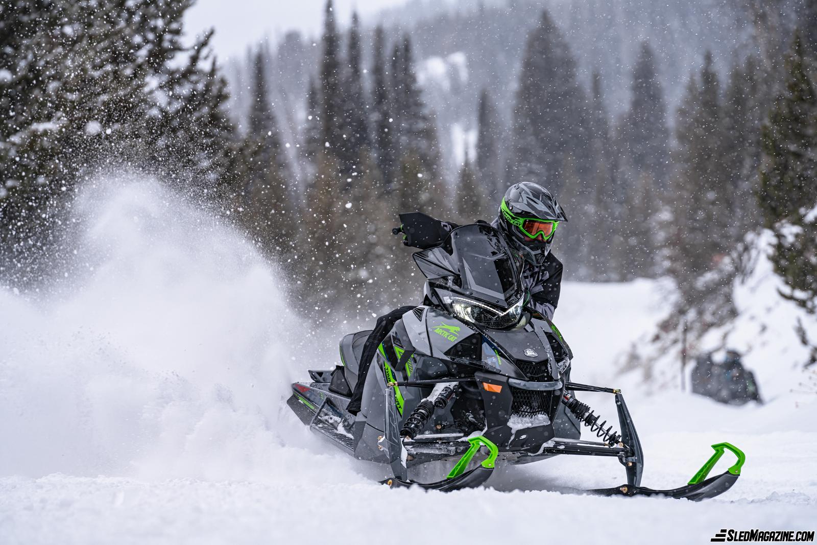 Overview of the highlights of the 2022 Arctic Cat snowmobile lineup